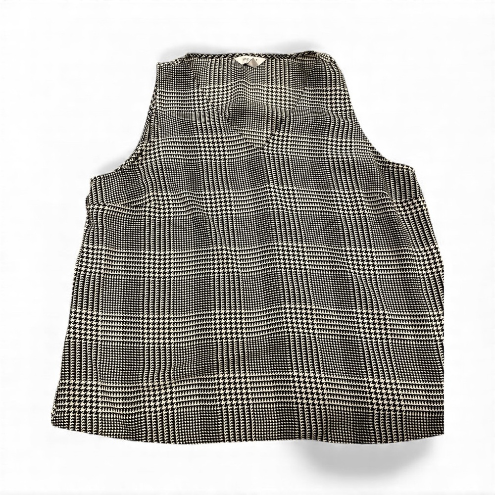 Nine West Houndstooth Sleeveless Top in Black and White
